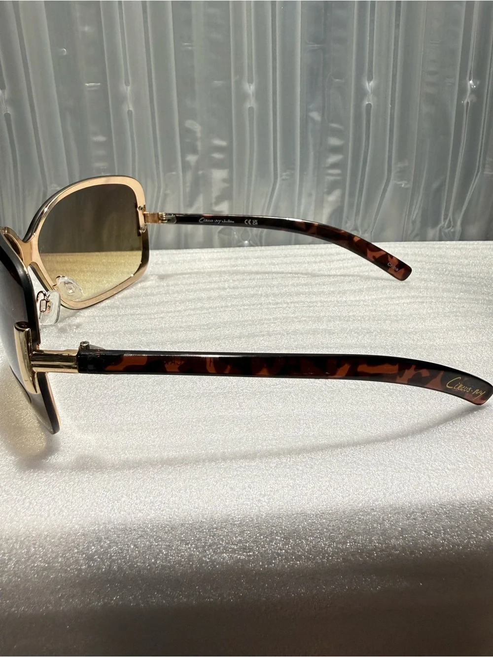Women’s Circus NY by Sam Edelman Gold Metal Shield Rectangular Sunglasses-New